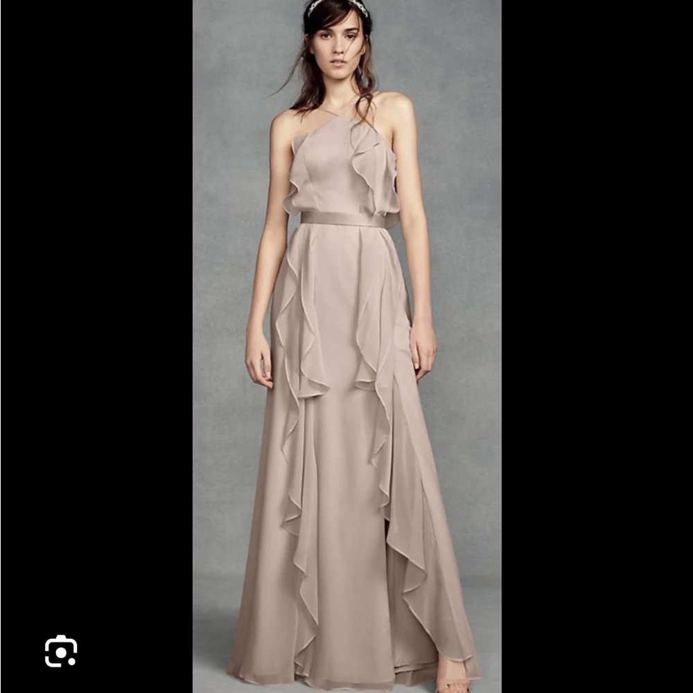 Brand new Vera Wang X David’s bridal dress size 6